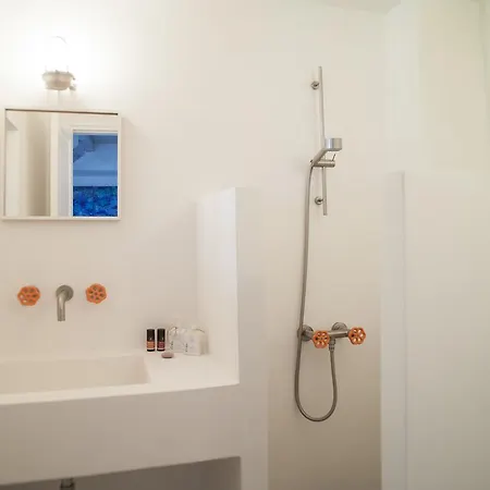 Tutti Blu Tinos Living Space Mési