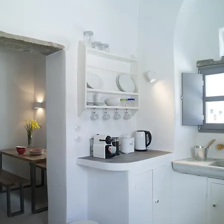 بيت ضيافة Tutti Blu Tinos Living Space 4*