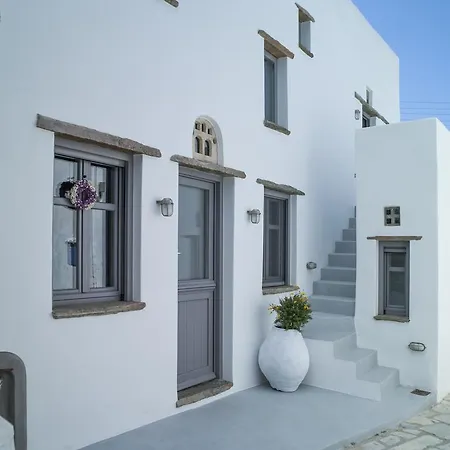 Tutti Blu Tinos Living Space بيت ضيافة