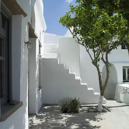 Tutti Blu Tinos Living Space