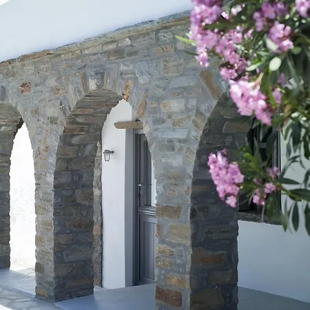 بيت ضيافة Tutti Blu Tinos Living Space Mési